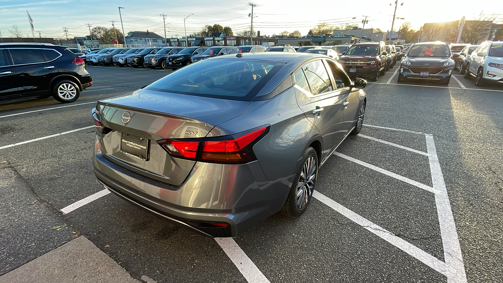 2023 Nissan Altima 2.5 SV 4