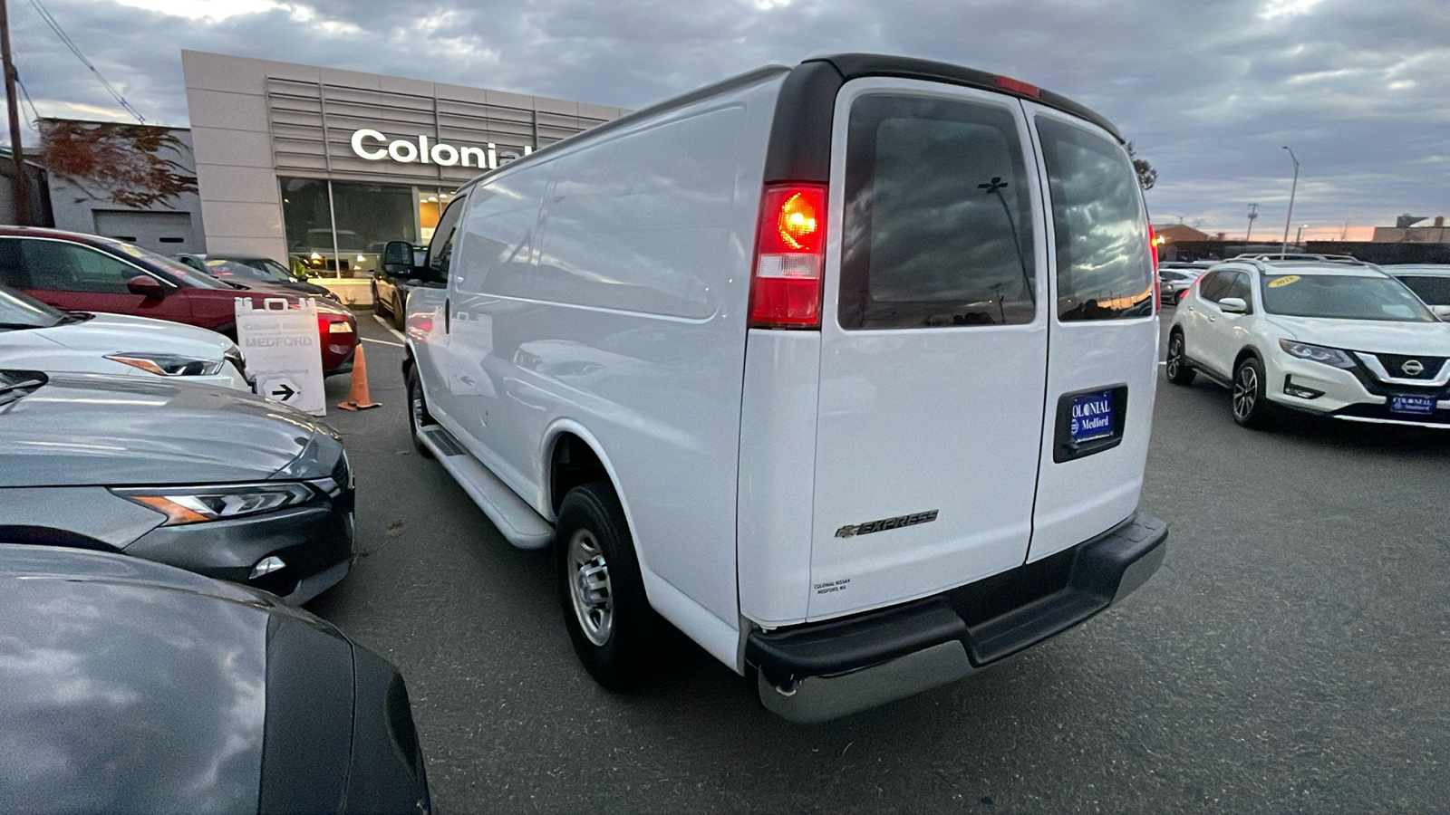 2022 Chevrolet Express  2