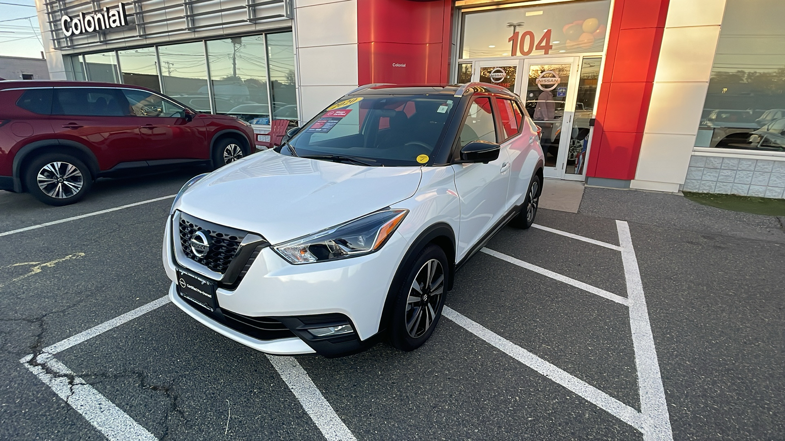 2020 Nissan Kicks SR 1