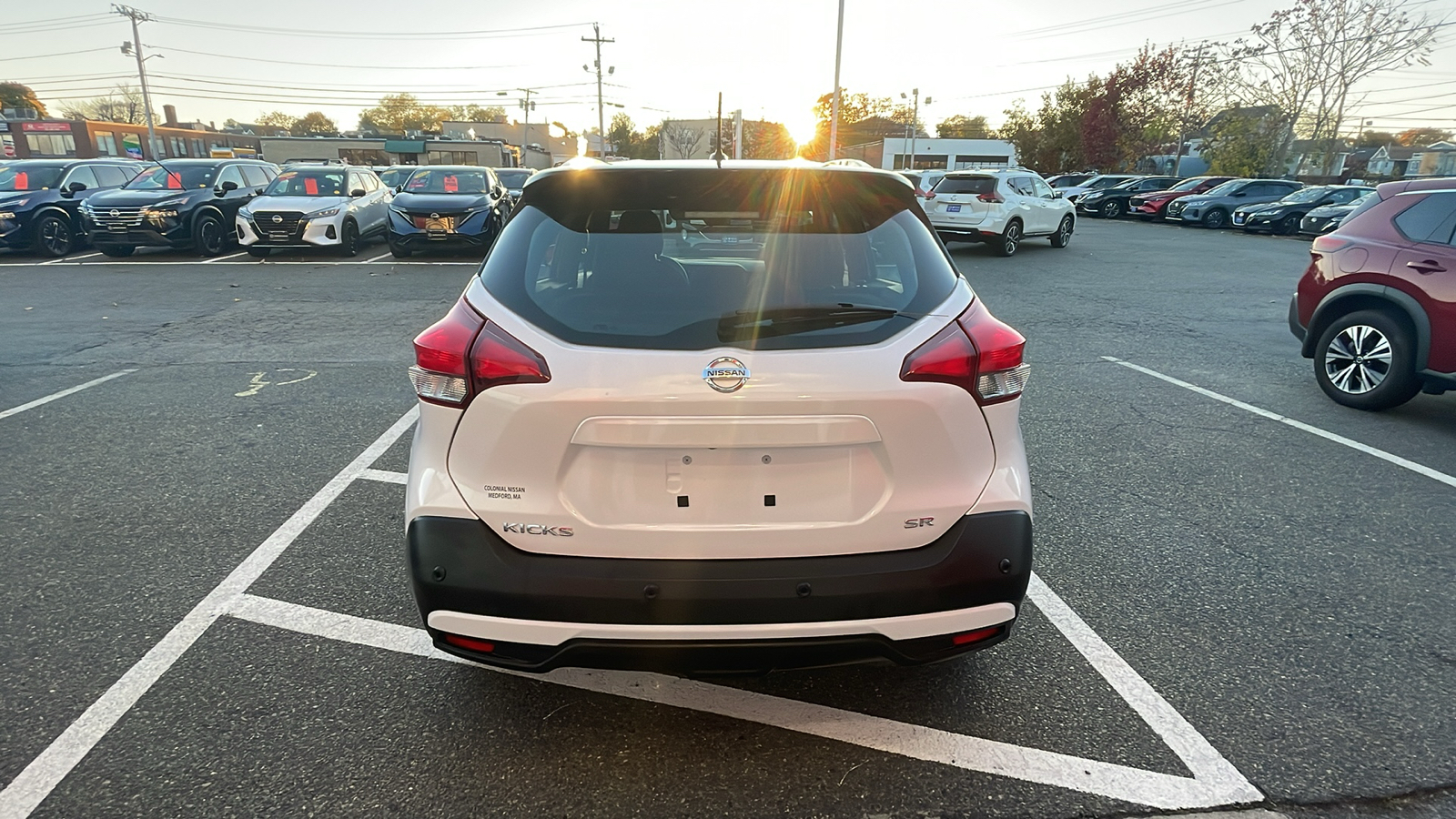 2020 Nissan Kicks SR 3