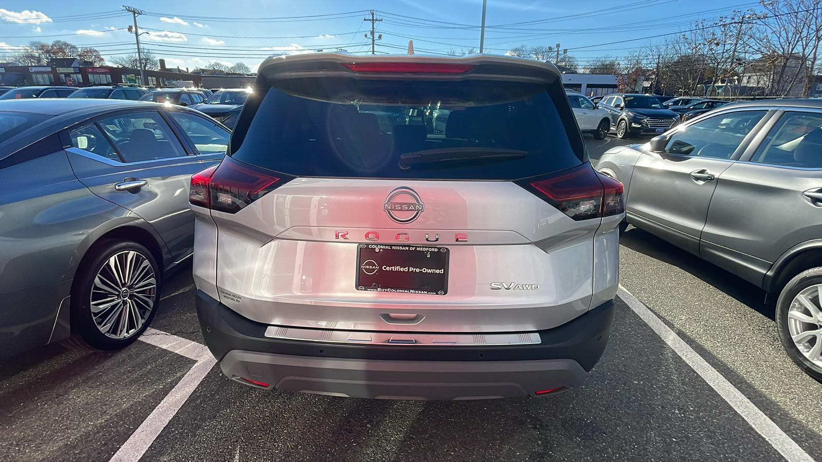 2023 Nissan Rogue SV 3