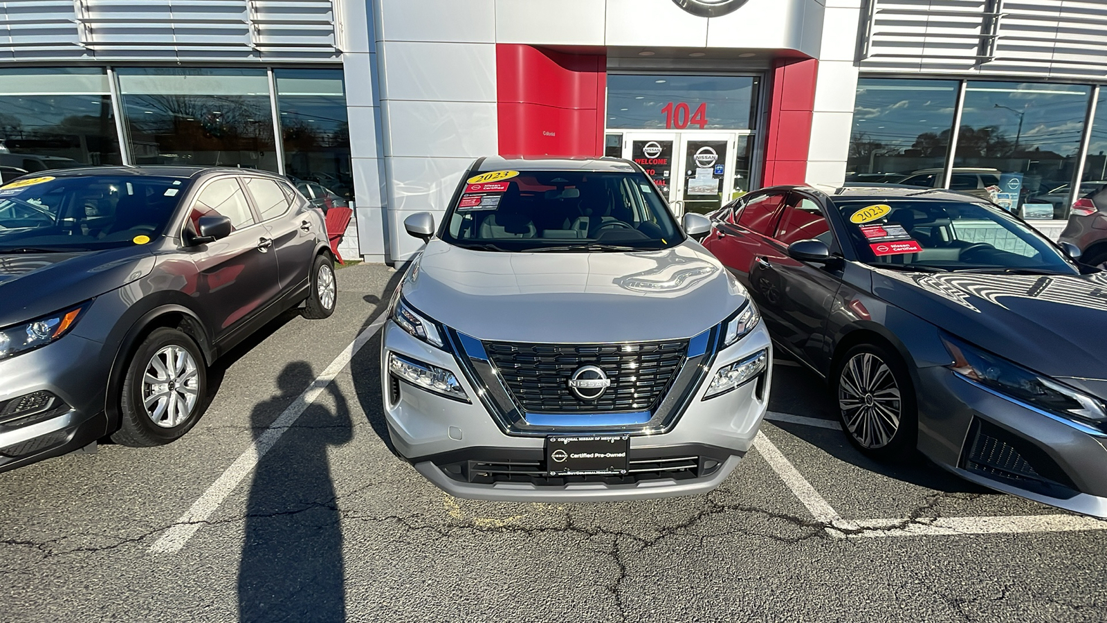 2023 Nissan Rogue SV 6