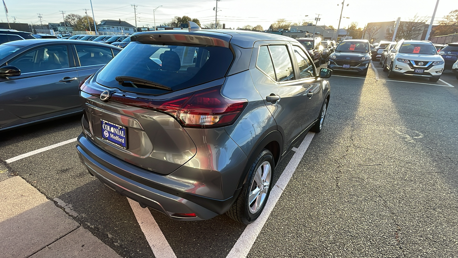 2022 Nissan Kicks S 4