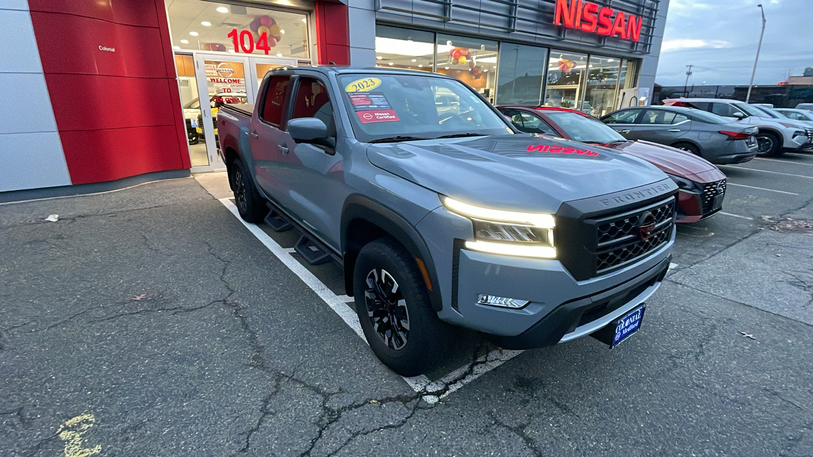 2023 Nissan Frontier PRO-4X Crew Cab 4x4 Auto 5