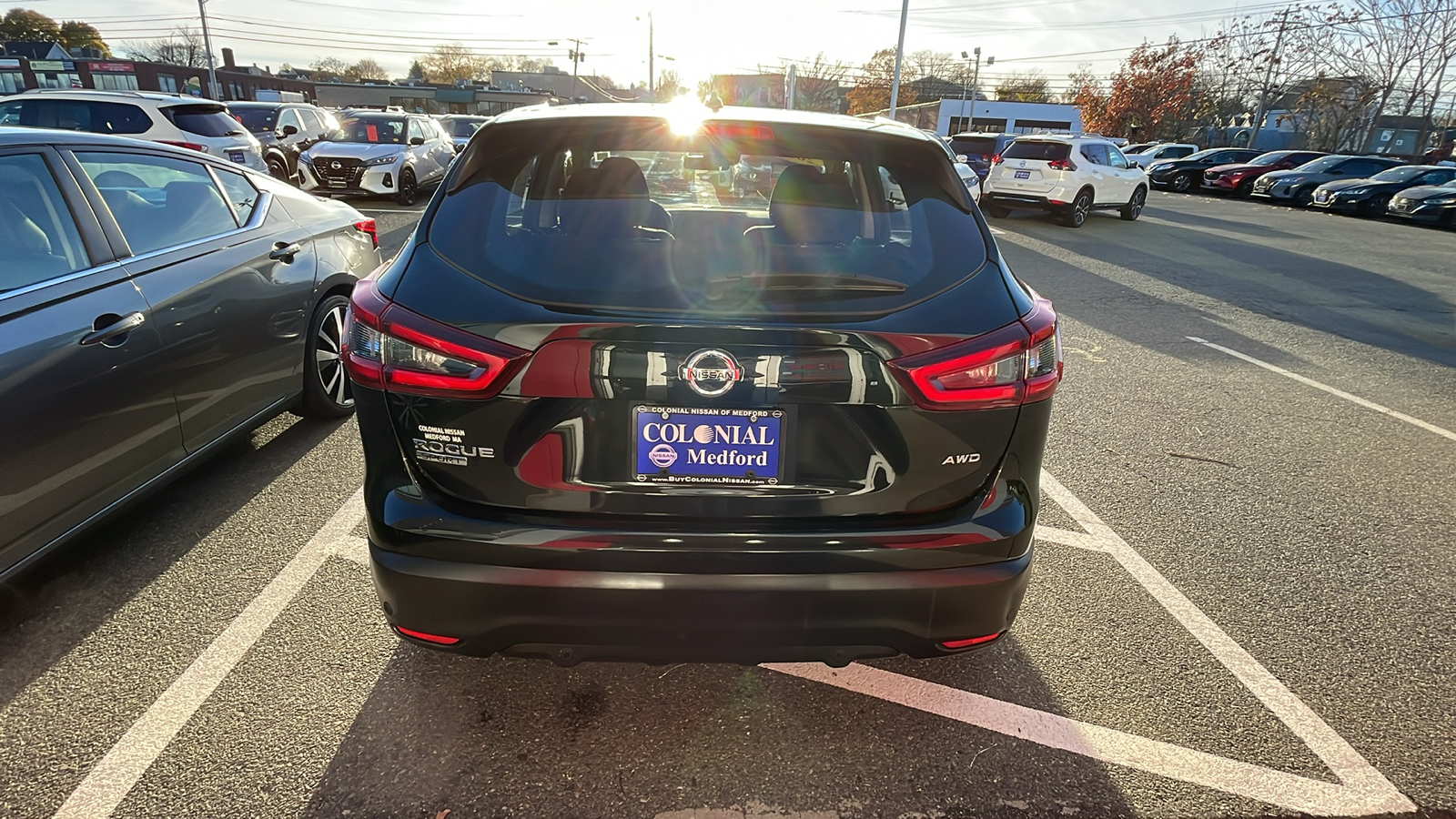 2022 Nissan Rogue Sport S 3