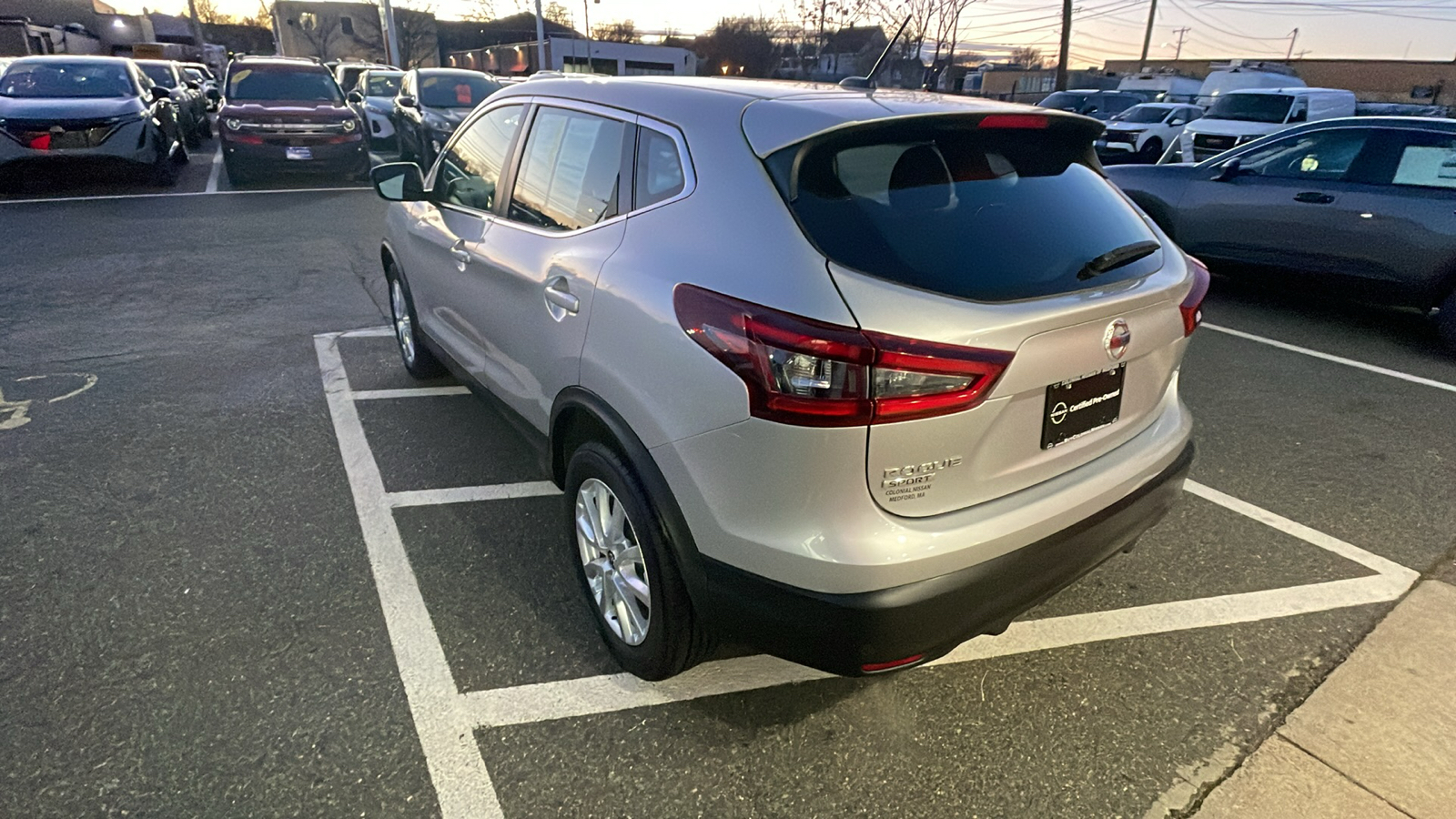 2022 Nissan Rogue Sport S 2