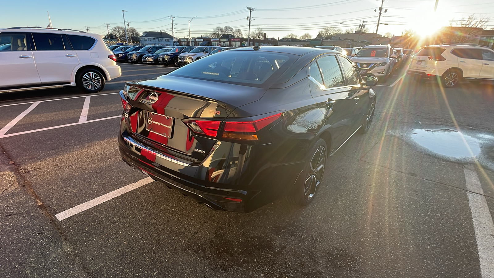 2023 Nissan Altima 2.5 SR 4