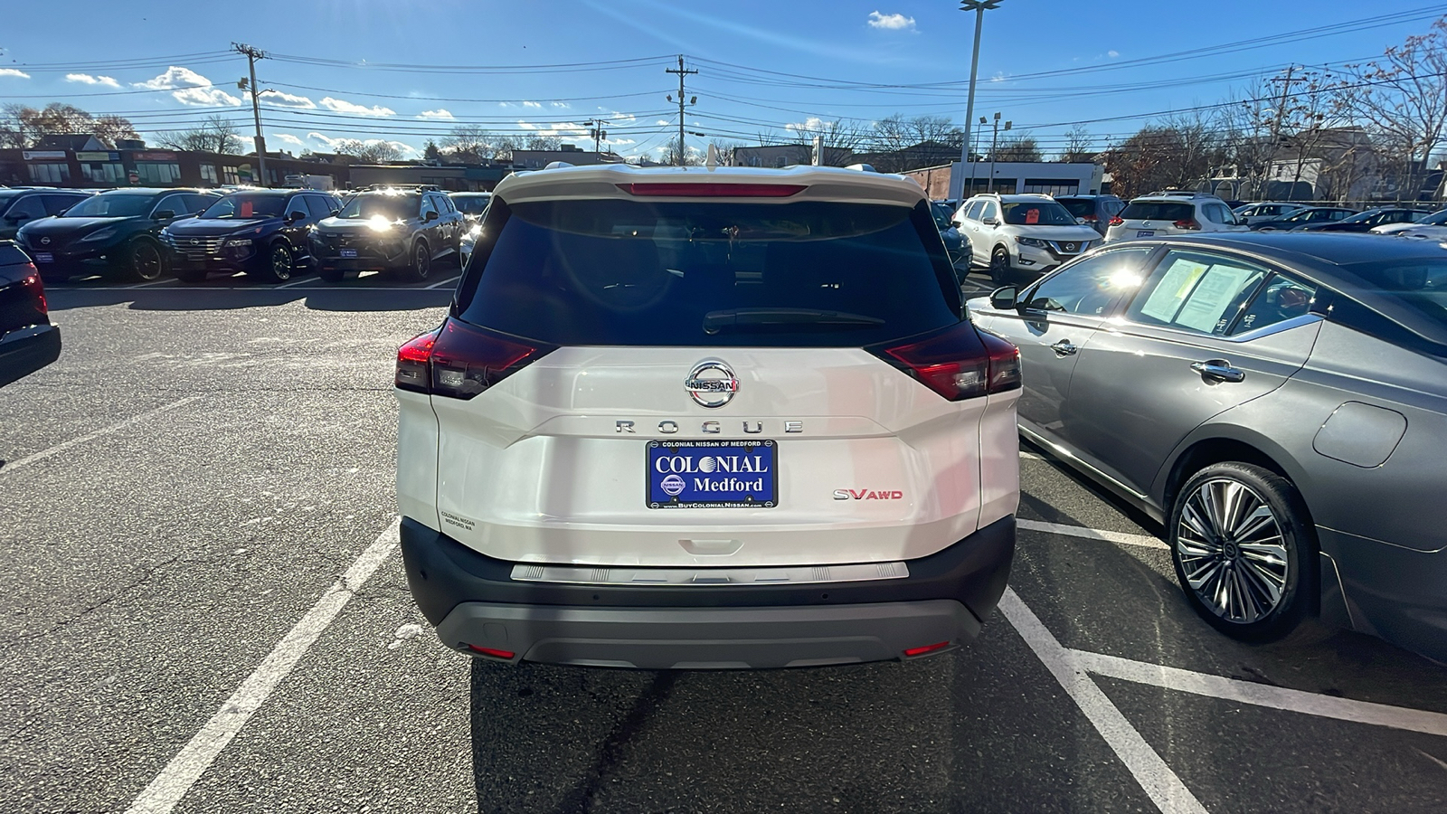 2021 Nissan Rogue SV 3