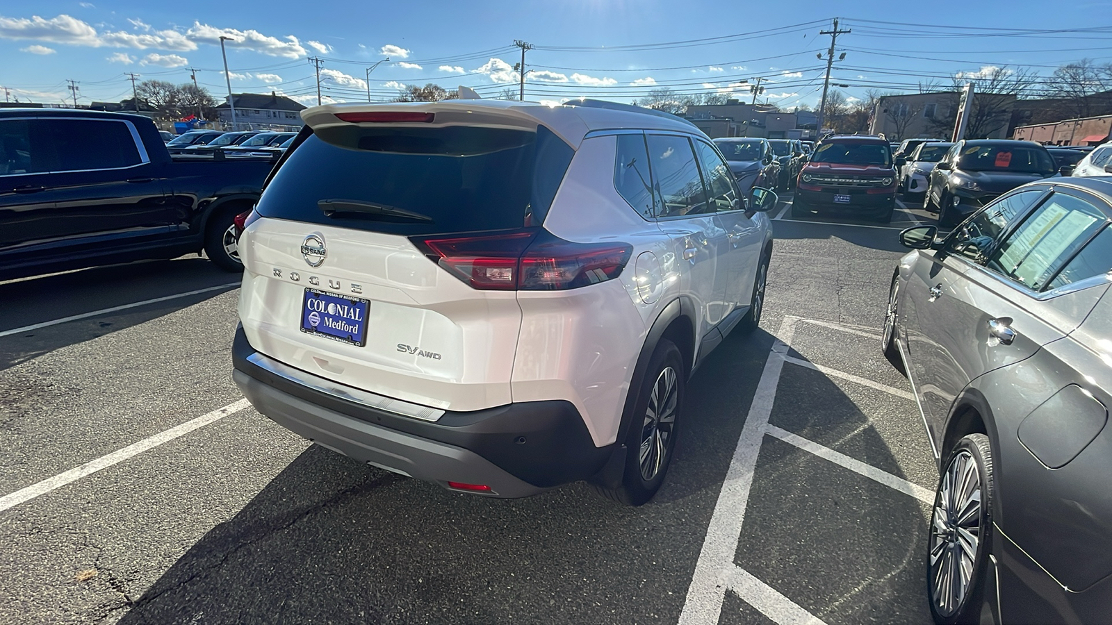 2021 Nissan Rogue SV 4