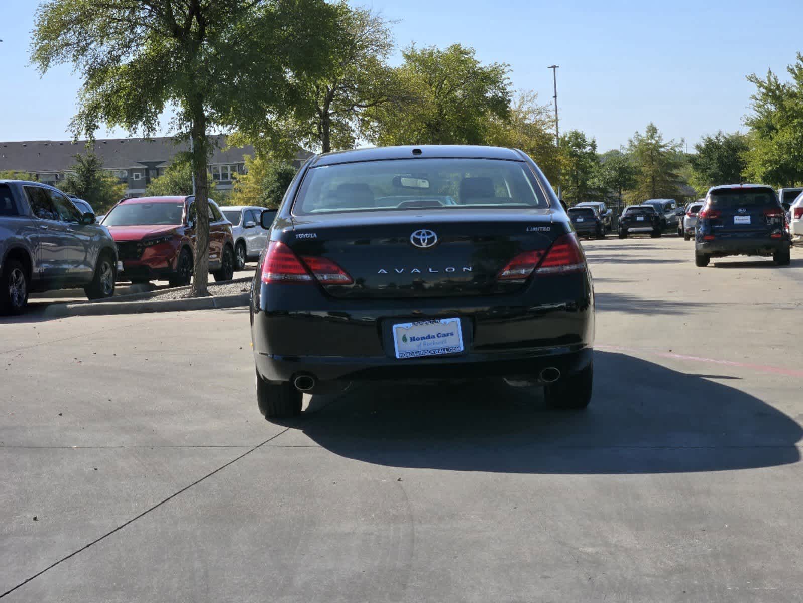 2010 Toyota Avalon Limited 5