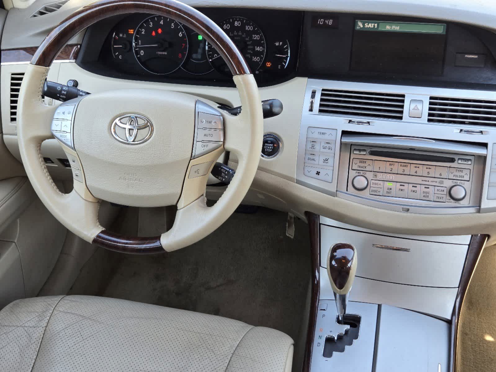 2010 Toyota Avalon Limited 15