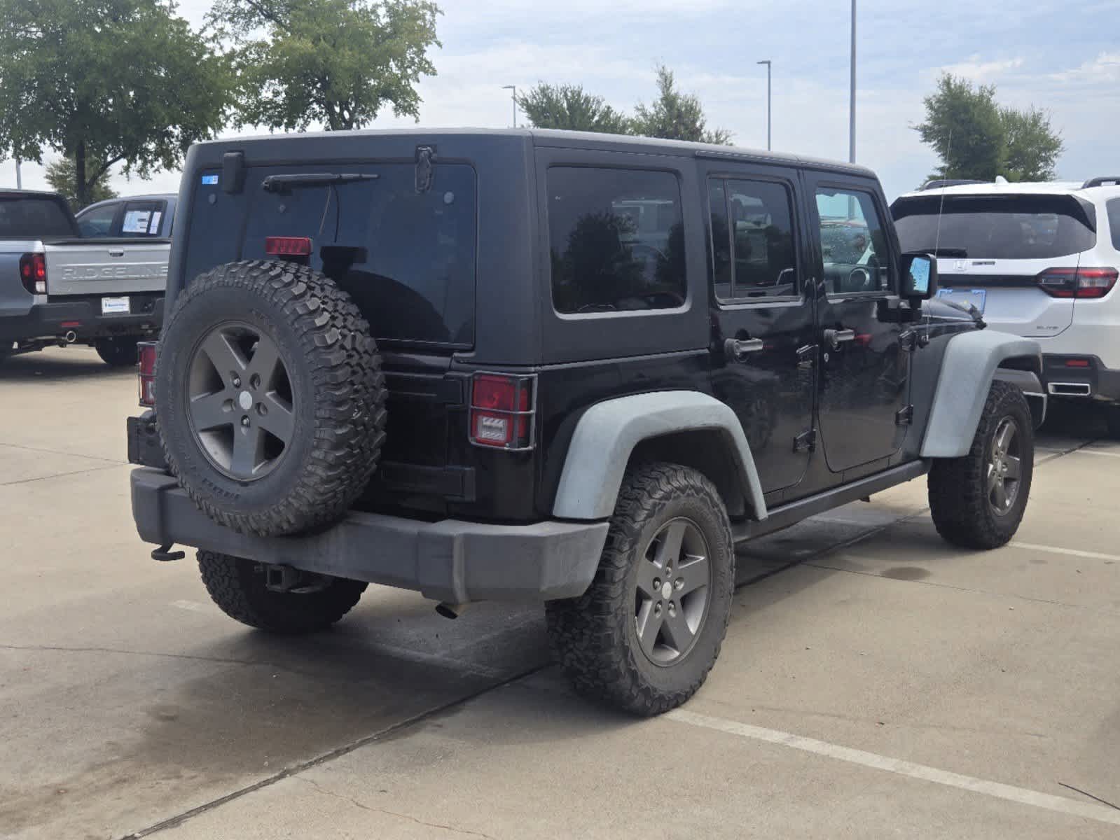 2011 Jeep Wrangler Unlimited Rubicon 3