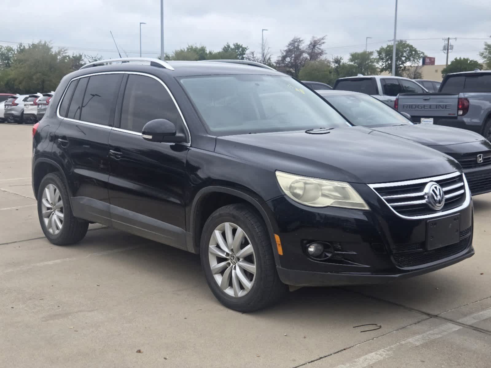 2011 Volkswagen Tiguan SE 2