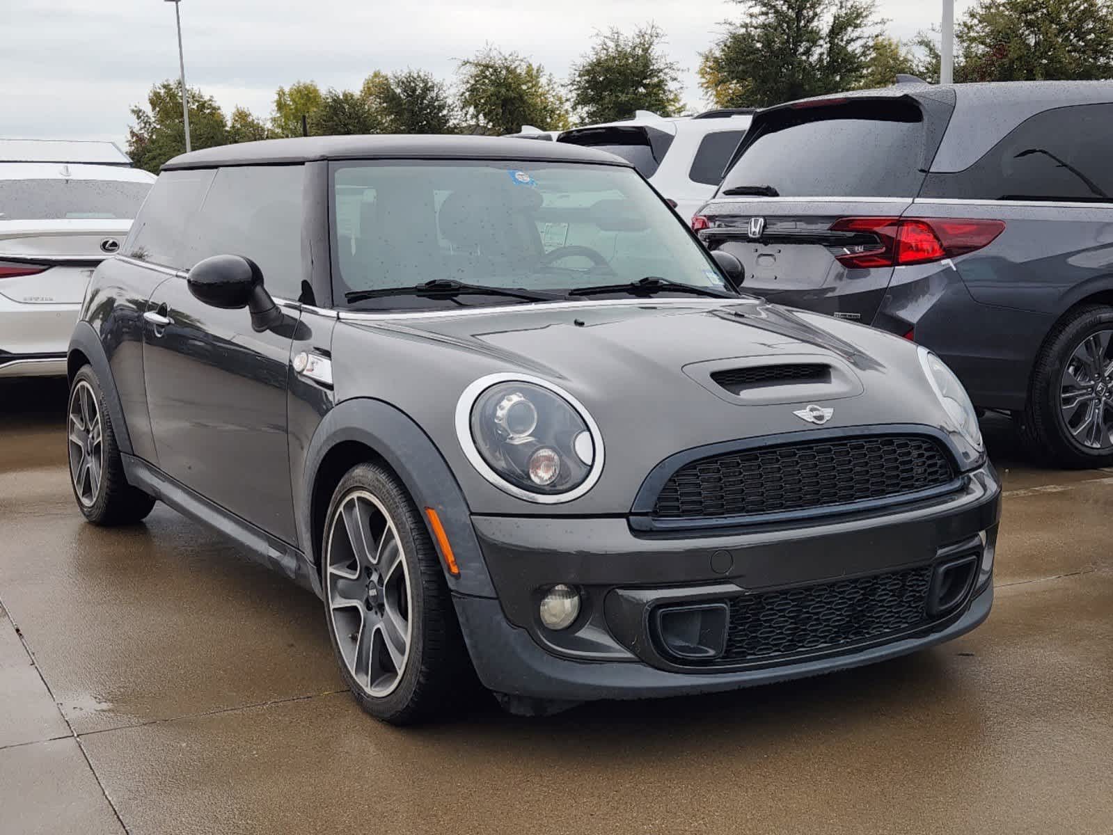 2012 MINI Cooper Hardtop S 2