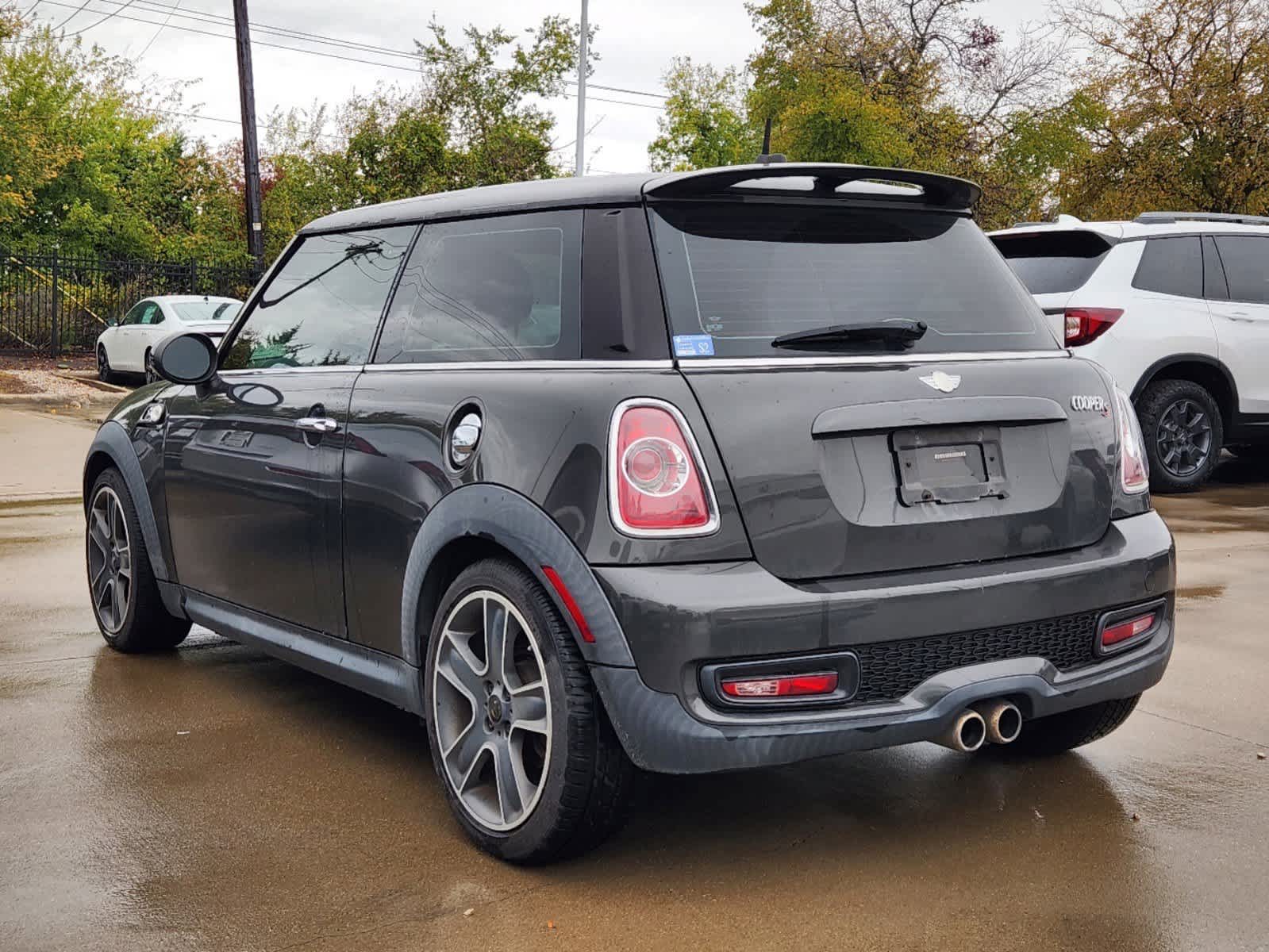 2012 MINI Cooper Hardtop S 4