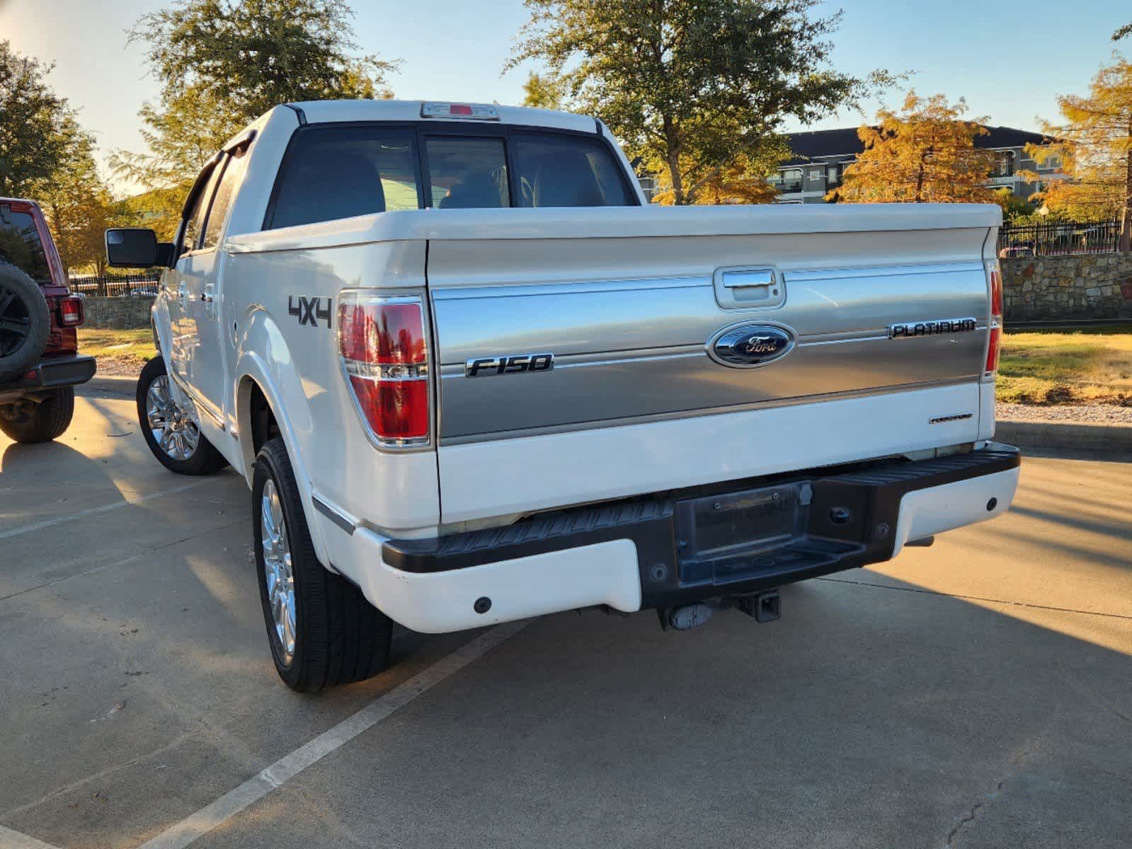 2013 Ford F-150 Platinum 4WD SuperCrew 145 4