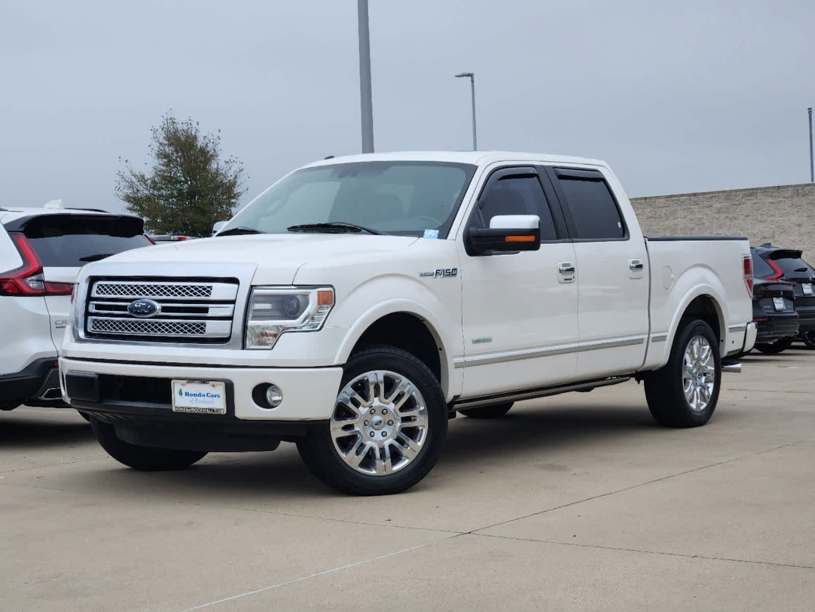 2013 Ford F-150 Platinum 2WD SuperCrew 145 1