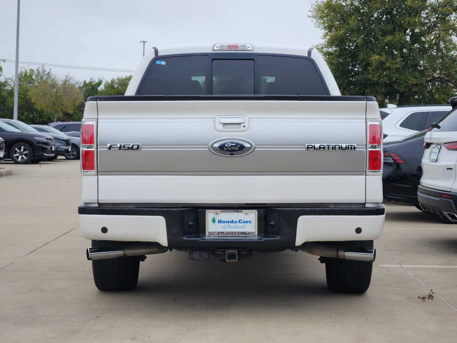 2013 Ford F-150 Platinum 2WD SuperCrew 145 5