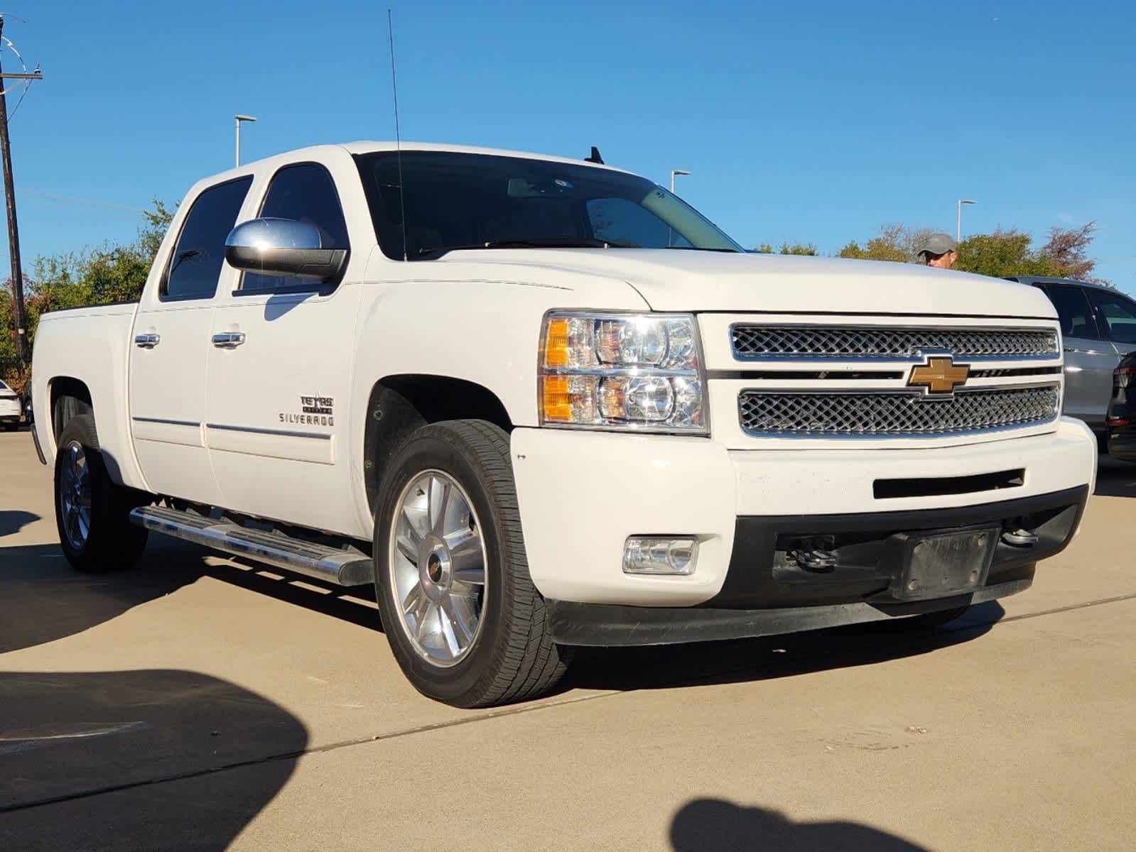 2013 Chevrolet Silverado 1500 LTZ 2WD Crew Cab 143.5 2