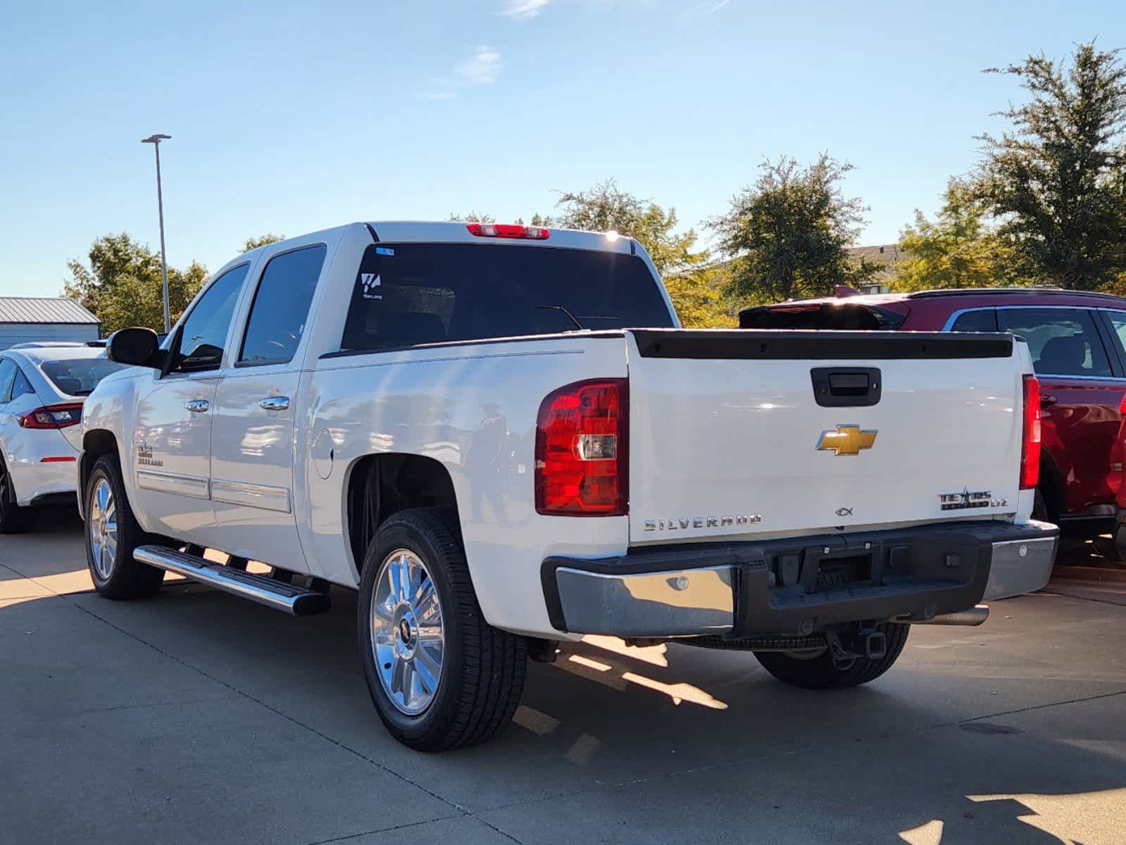 2013 Chevrolet Silverado 1500 LTZ 2WD Crew Cab 143.5 4