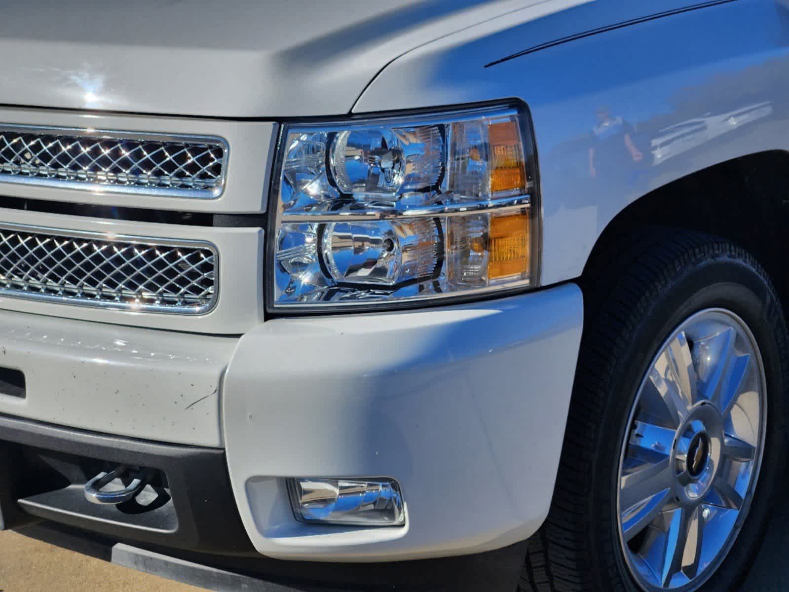 2013 Chevrolet Silverado 1500 LTZ 2WD Crew Cab 143.5 8