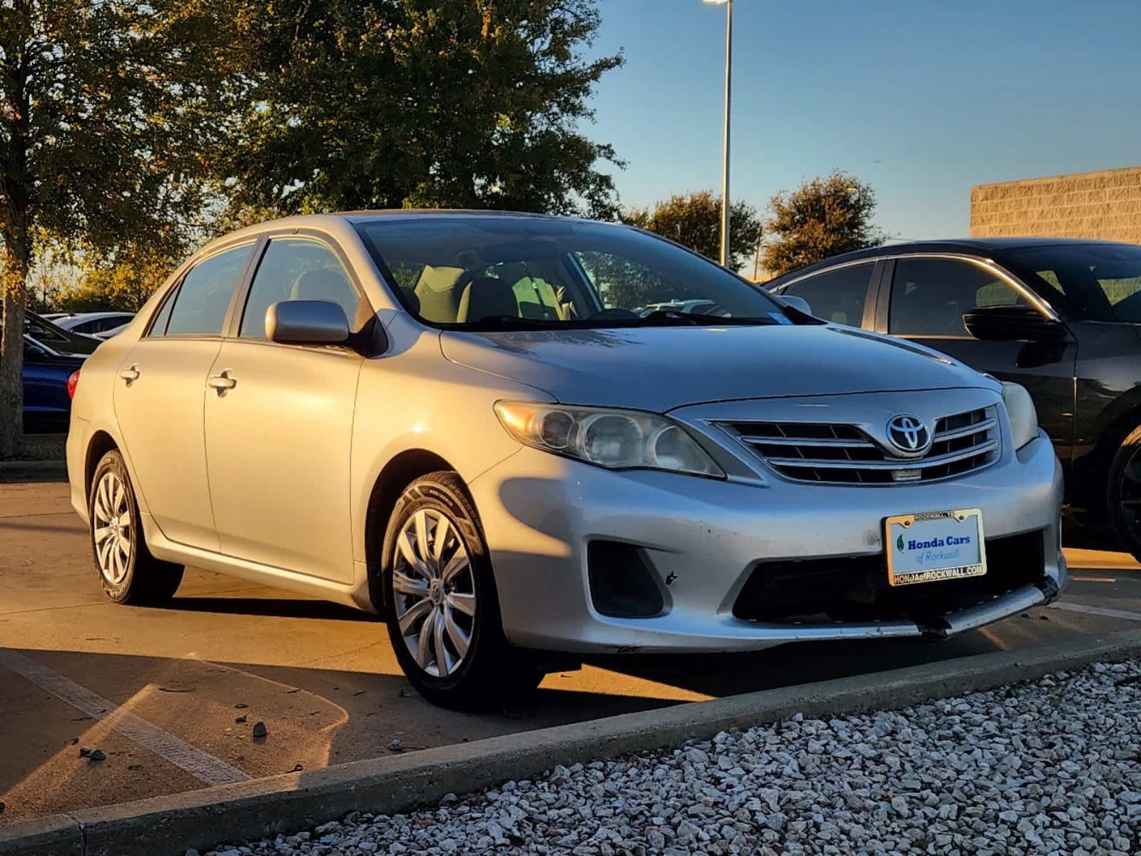 2013 Toyota Corolla LE 2