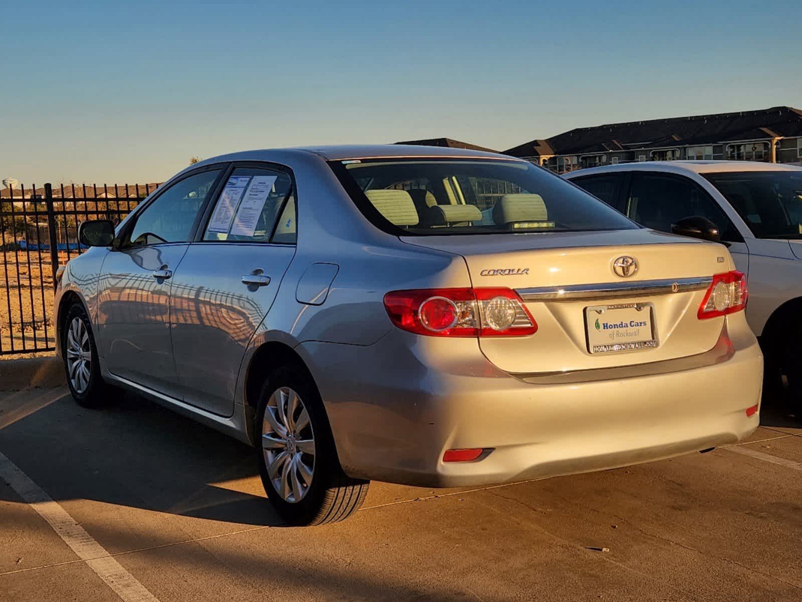 2013 Toyota Corolla LE 4