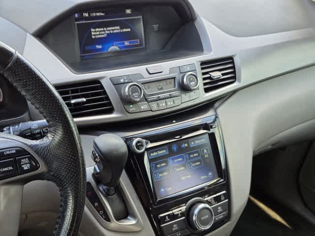 2015 Honda Odyssey EX-L 17