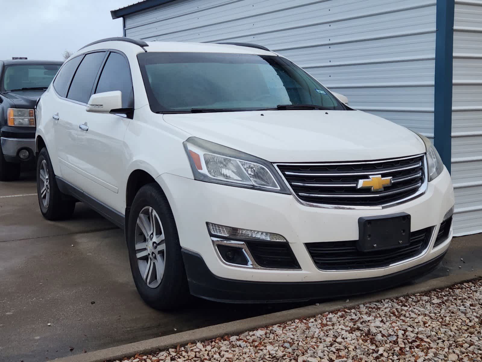 2015 Chevrolet Traverse LT 2