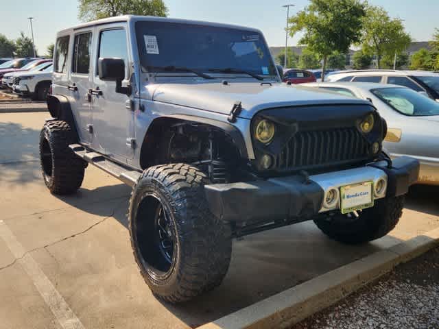 2015 Jeep Wrangler Unlimited Sahara 2