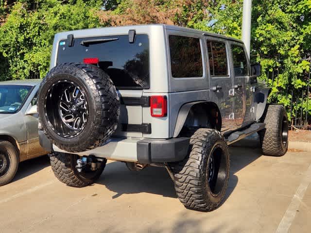 2015 Jeep Wrangler Unlimited Sahara 3