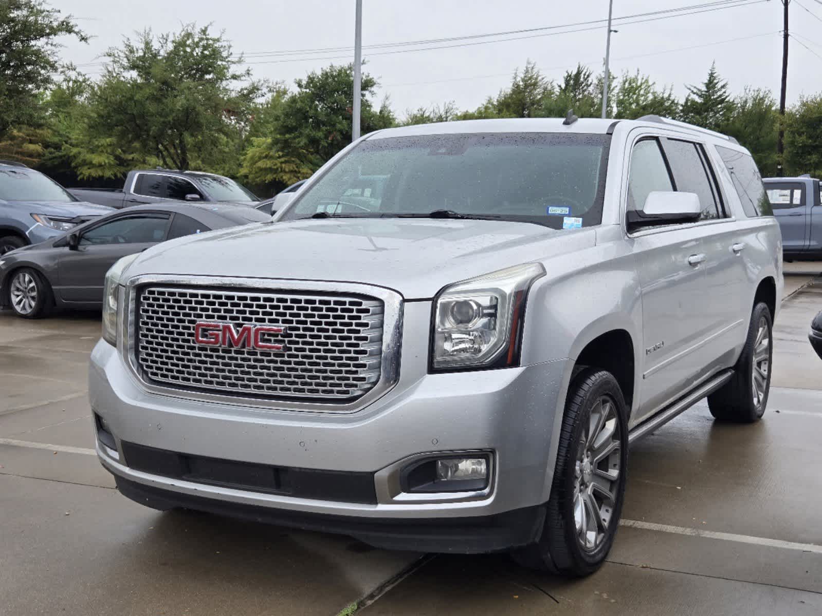 2015 GMC Yukon XL Denali 1