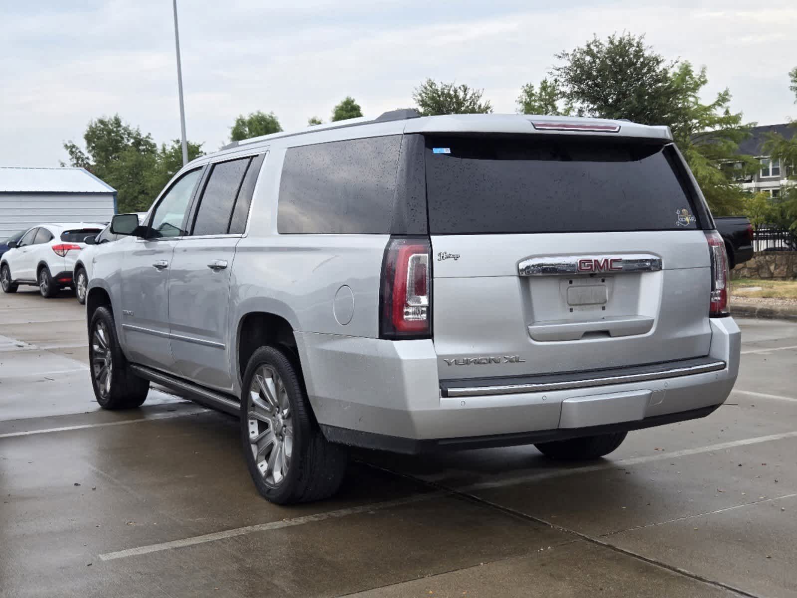 2015 GMC Yukon XL Denali 4