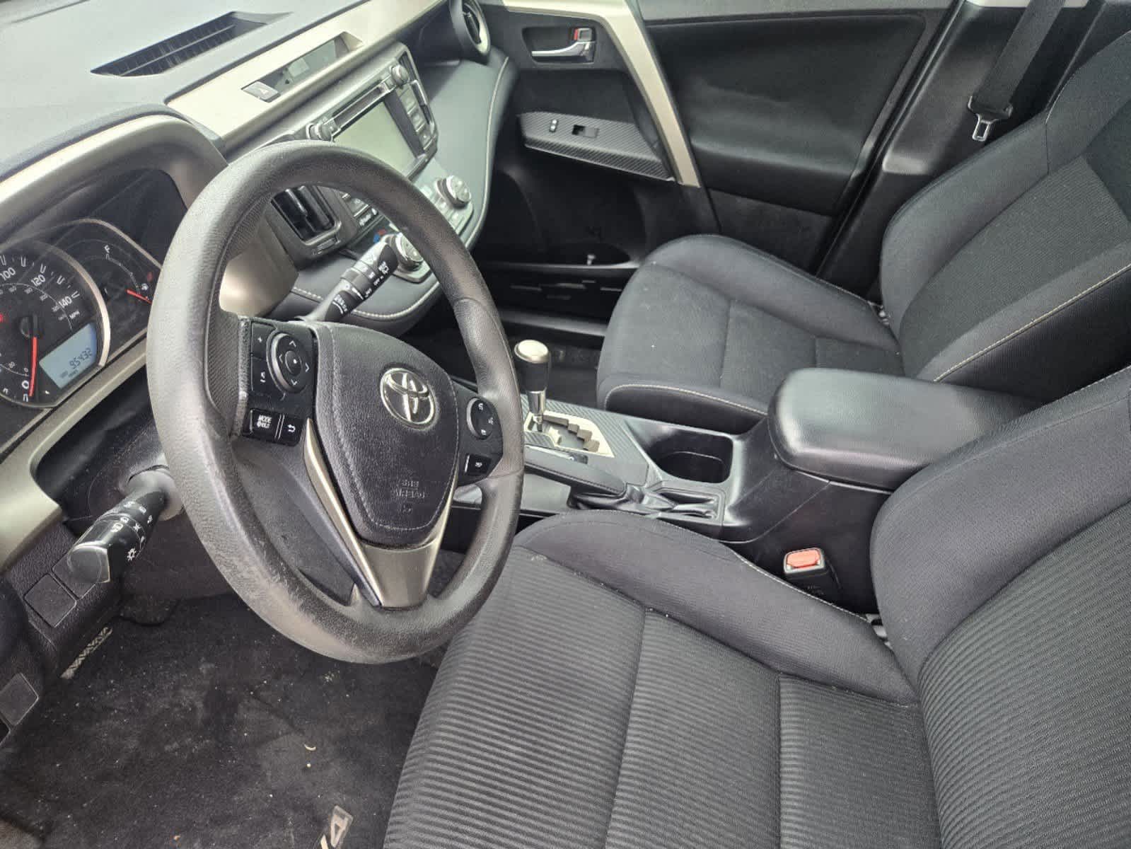 2015 Toyota RAV4 XLE 7