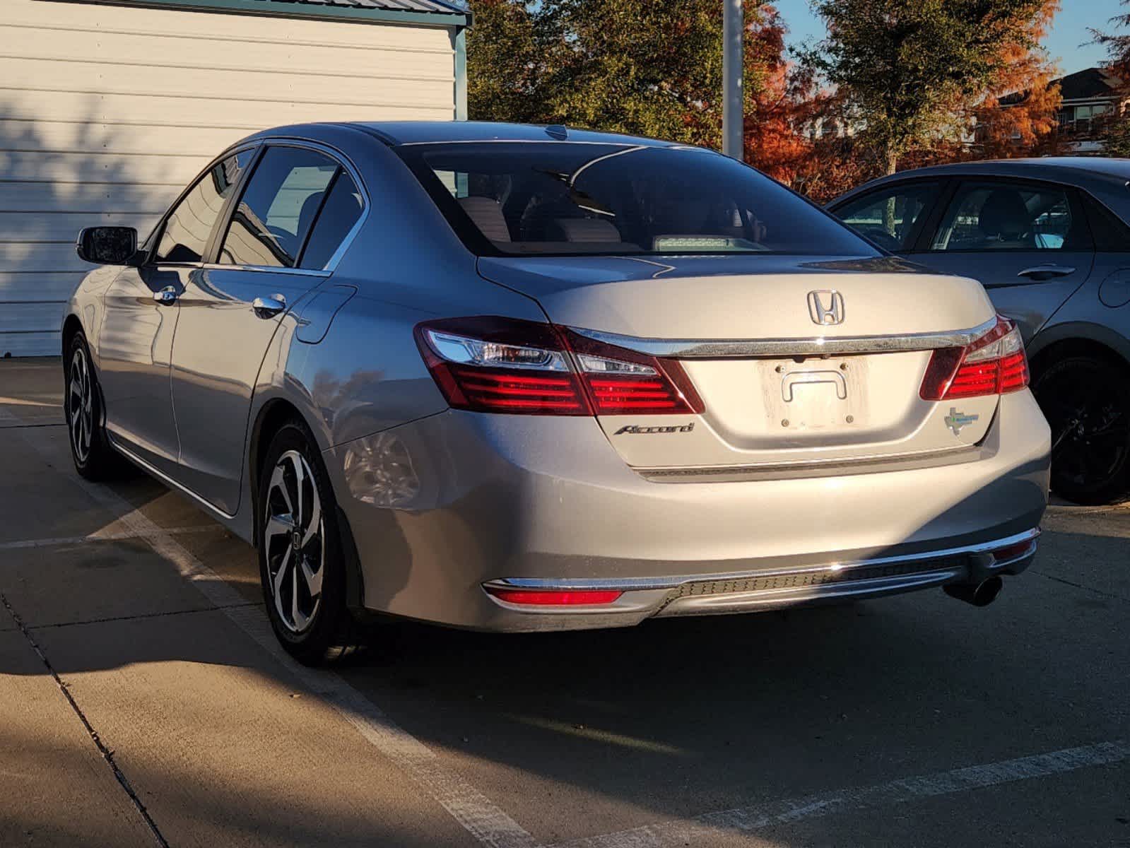 2016 Honda Accord EX-L 4