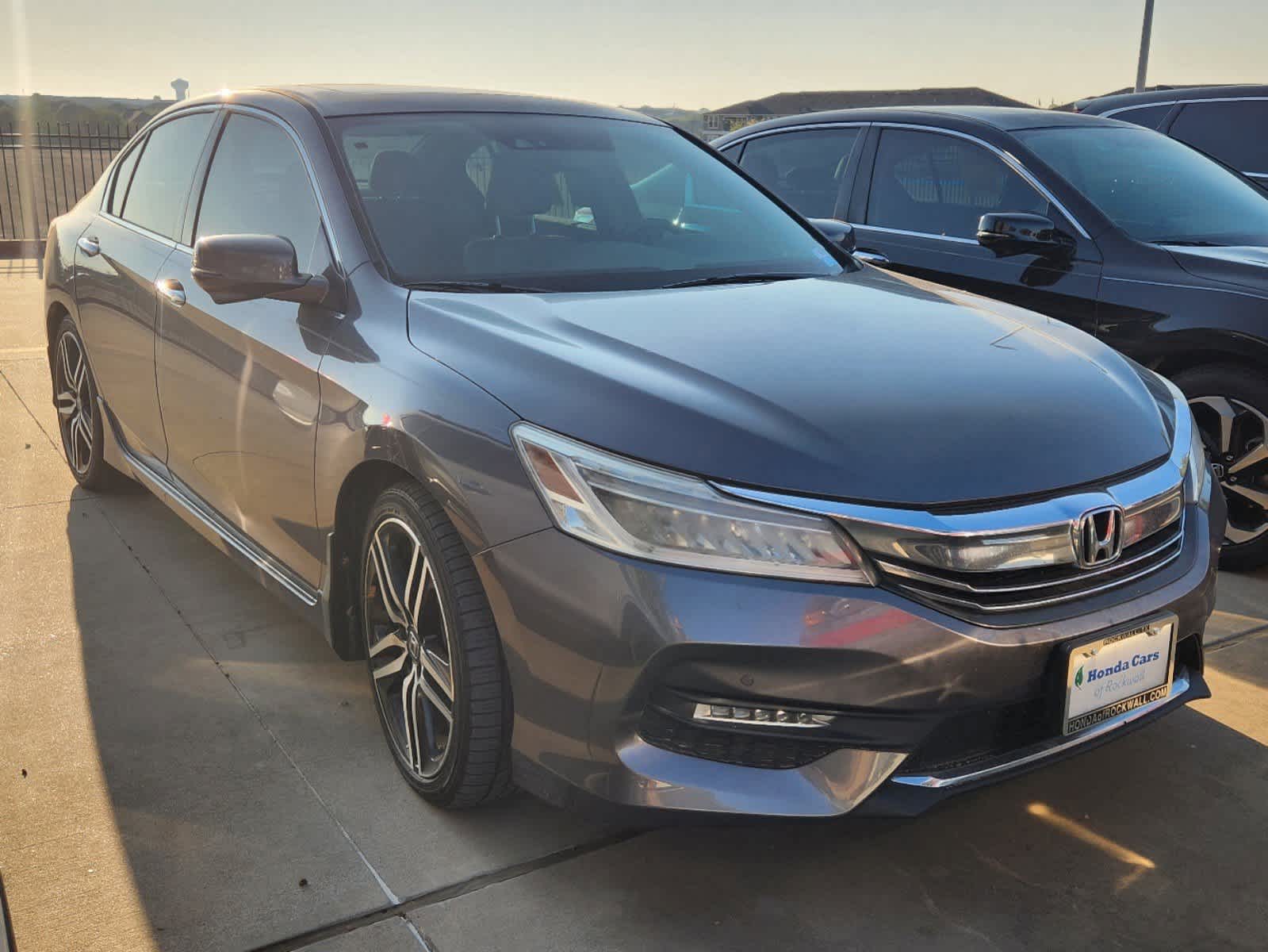 2016 Honda Accord Touring 2