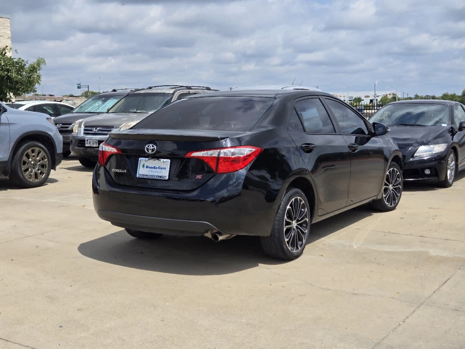 2016 Toyota Corolla S Plus 3