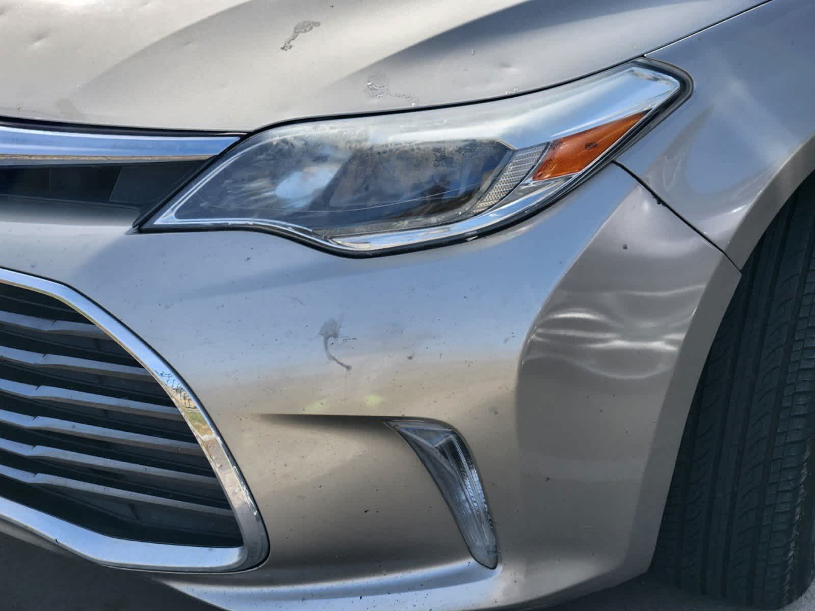 2016 Toyota Avalon Limited 8