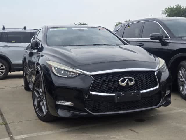 2017 INFINITI QX30 Sport 2