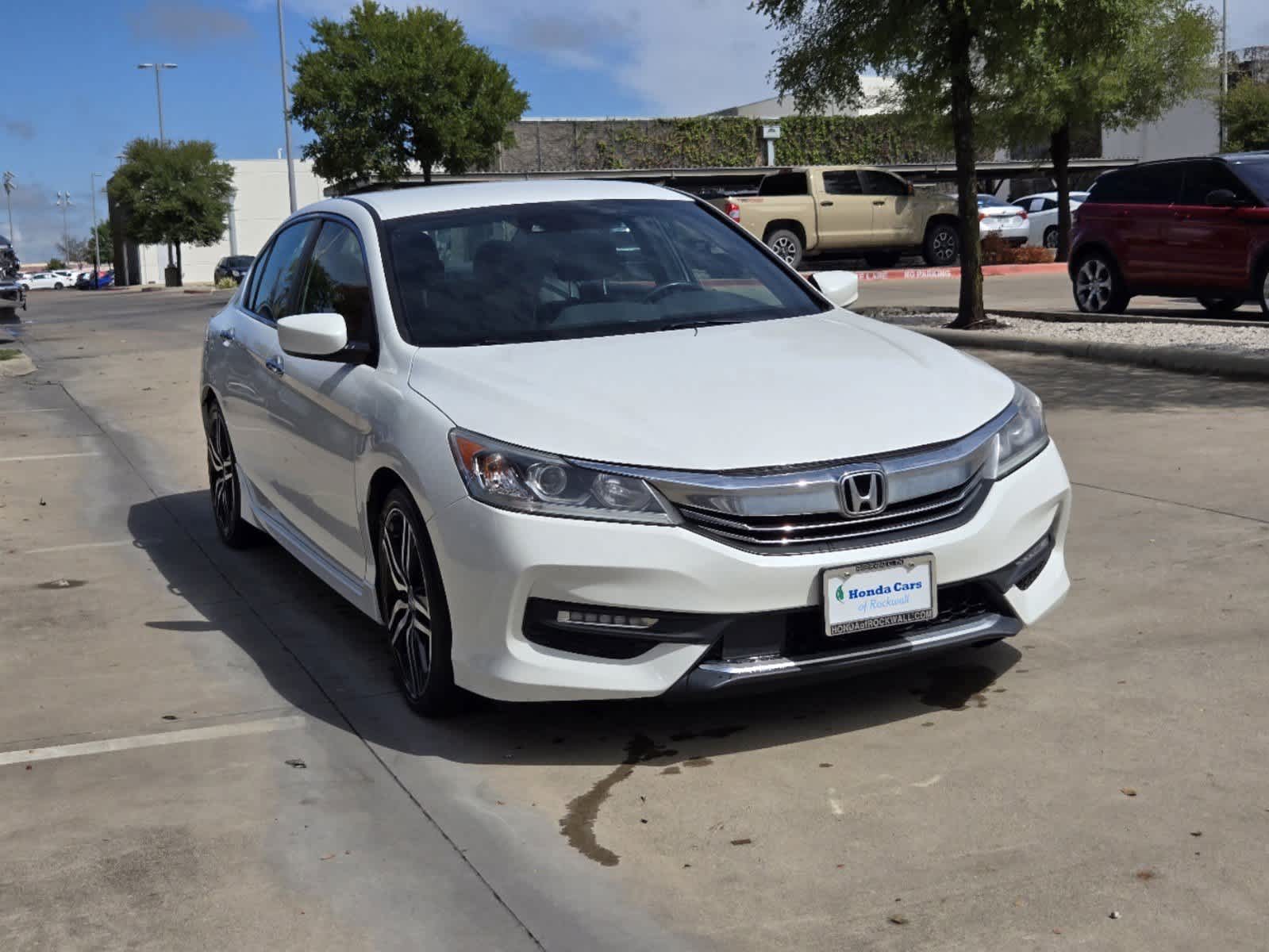 2017 Honda Accord Sport 2