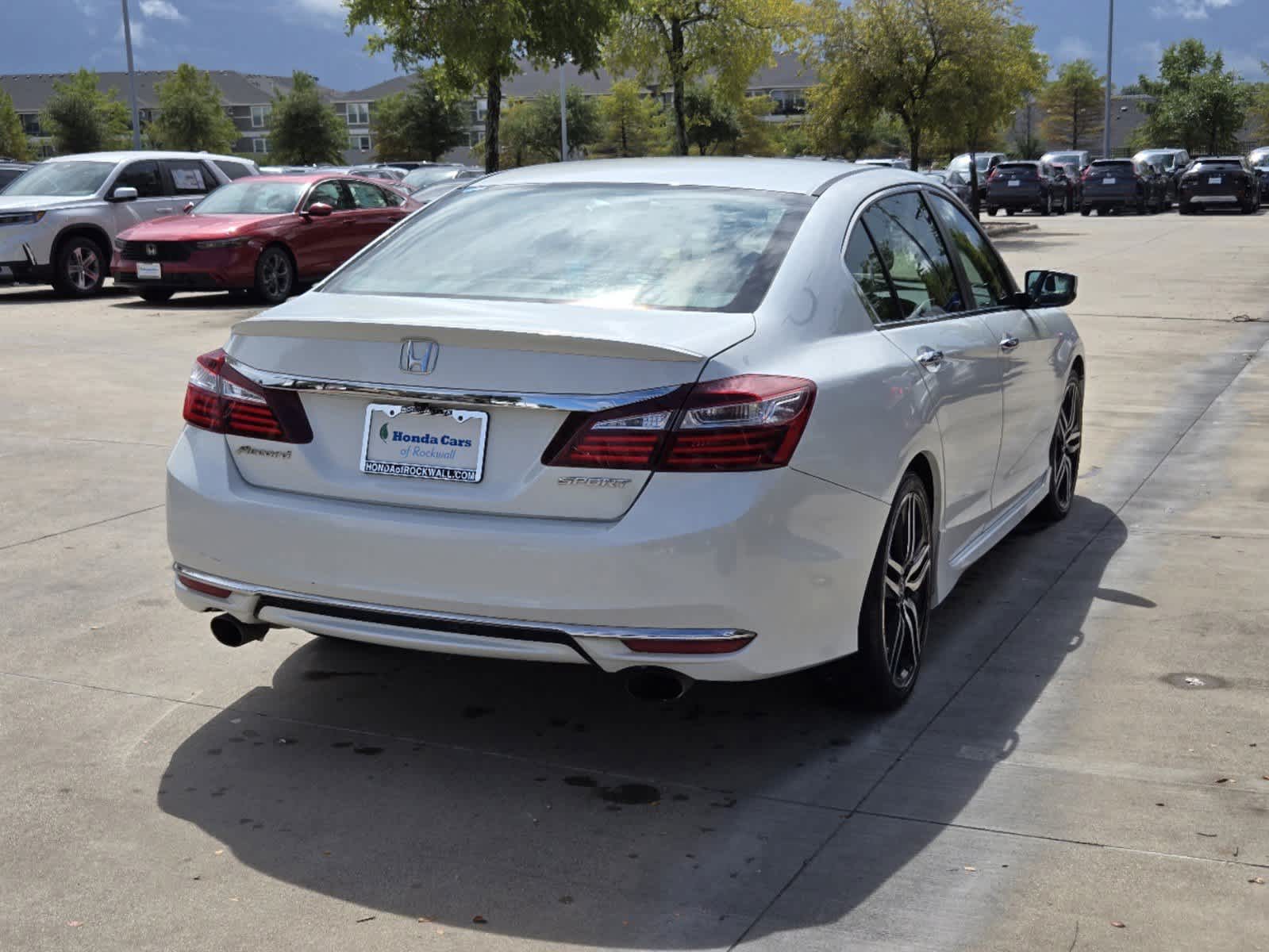 2017 Honda Accord Sport 3