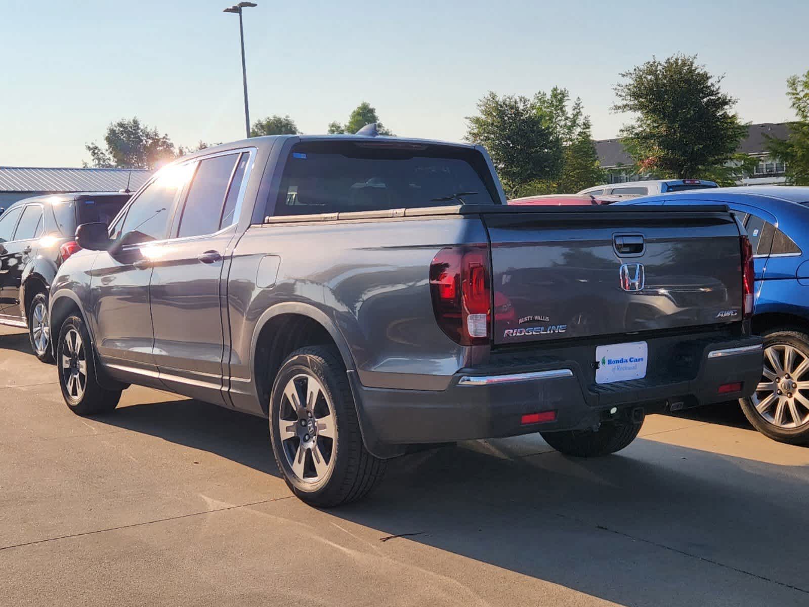 2017 Honda Ridgeline RTL-T 4x4 Crew Cab 5.3 Bed 4