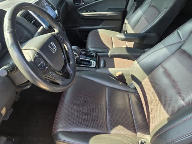 2017 Honda Ridgeline Black Edition 4x4 Crew Cab 5.3 Bed 7