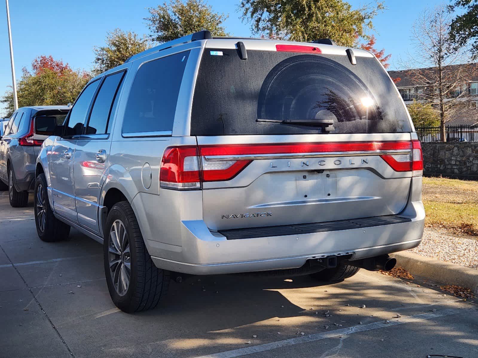 2017 Lincoln Navigator Select 4