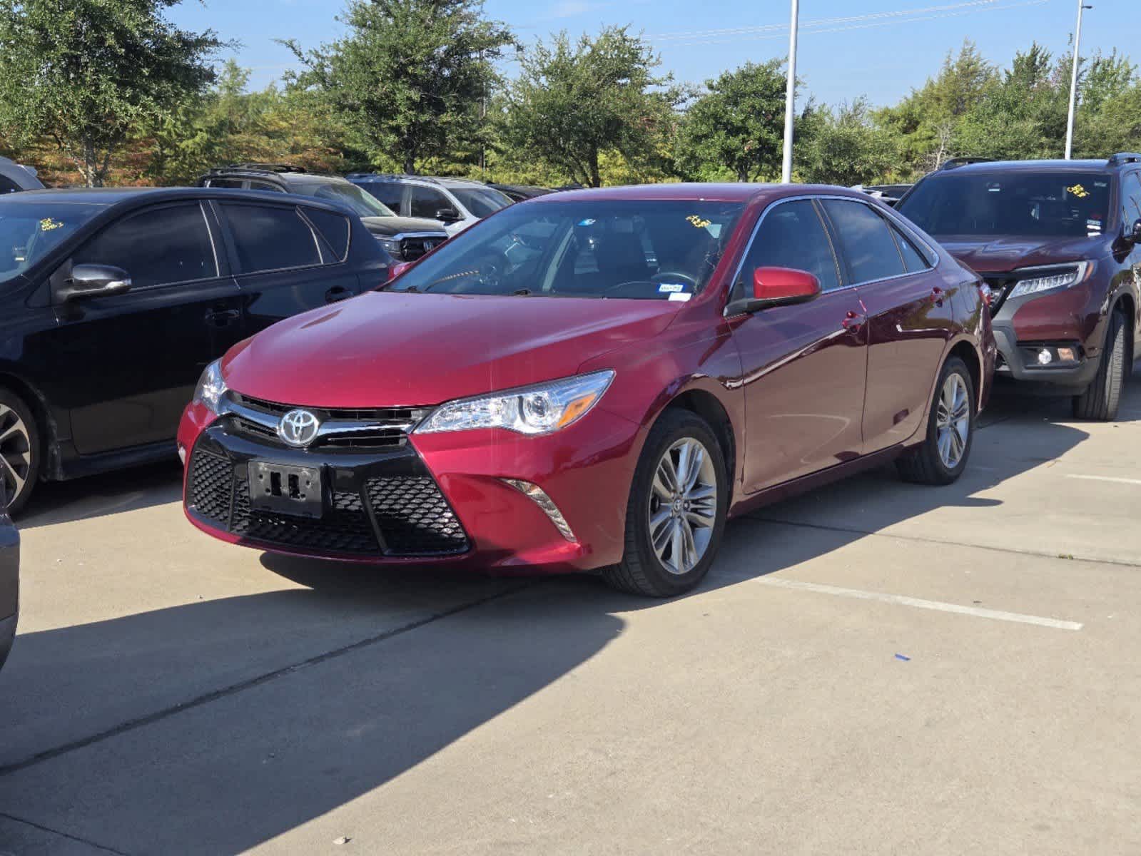 2017 Toyota Camry SE 1