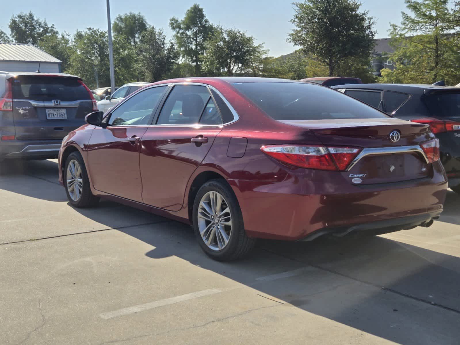 2017 Toyota Camry SE 4