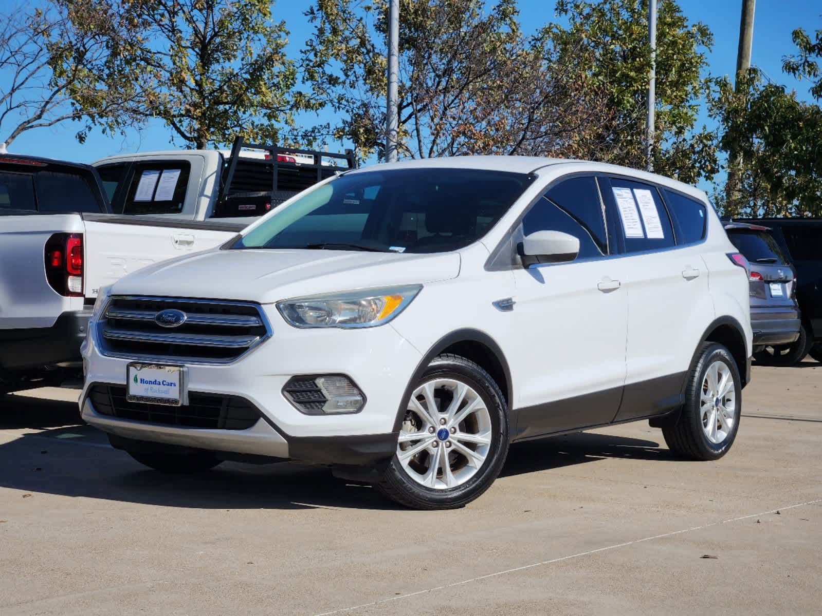 2017 Ford Escape SE 1