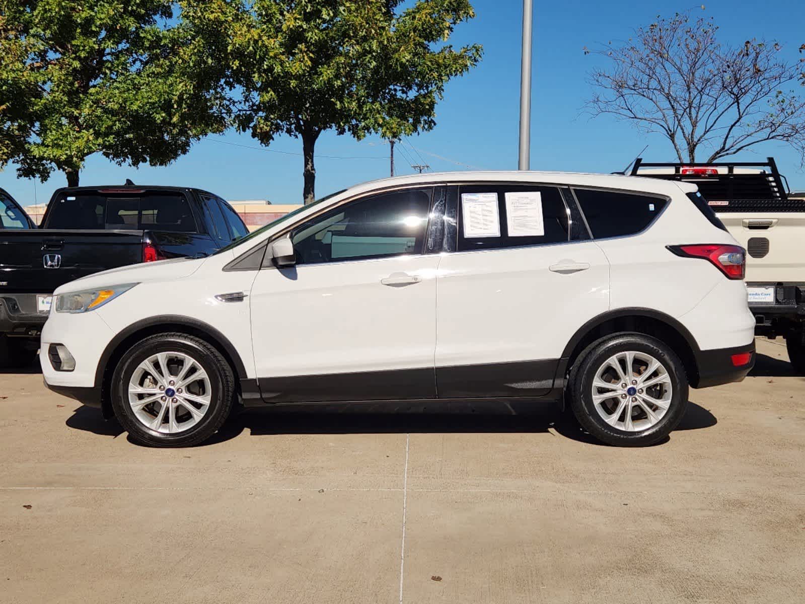 2017 Ford Escape SE 3