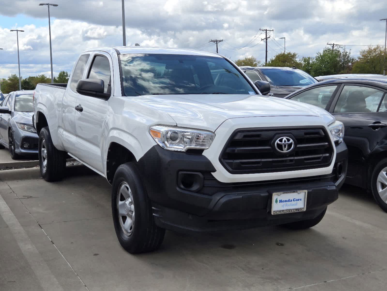 2017 Toyota Tacoma SR Access Cab 6 Bed I4 4x2 AT 2