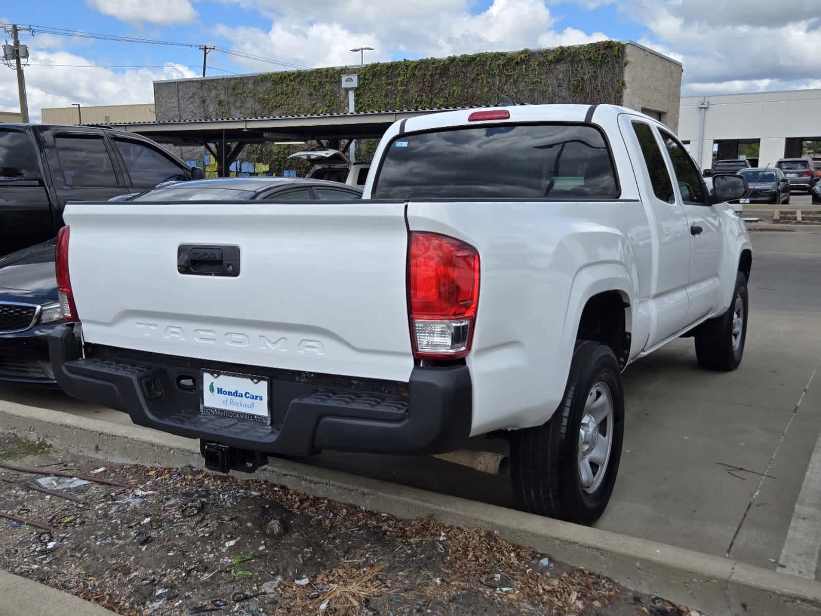 2017 Toyota Tacoma SR Access Cab 6 Bed I4 4x2 AT 3